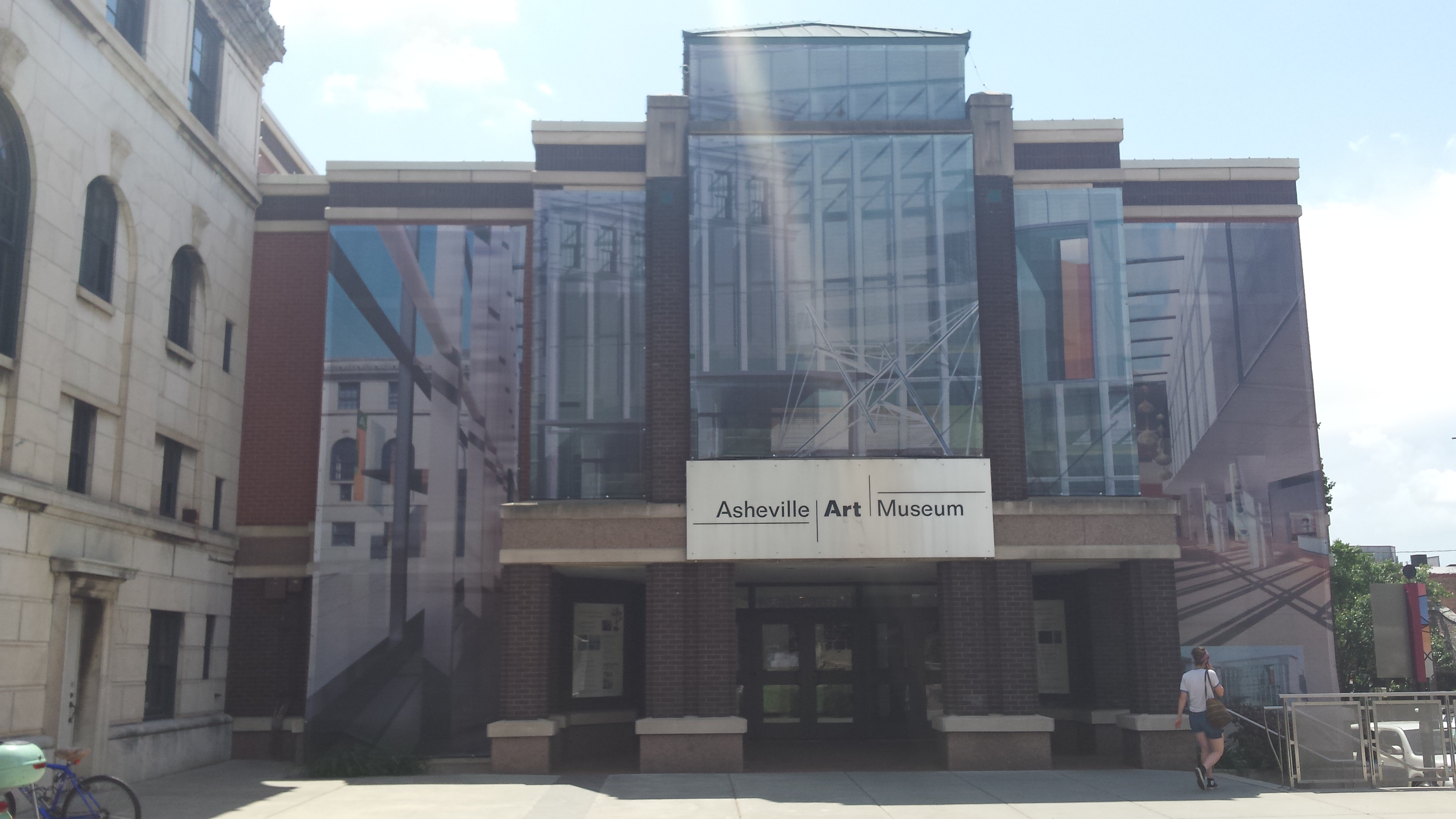 Asheville Art Museum - North Carolina - USA - Image by Jonathan Poston